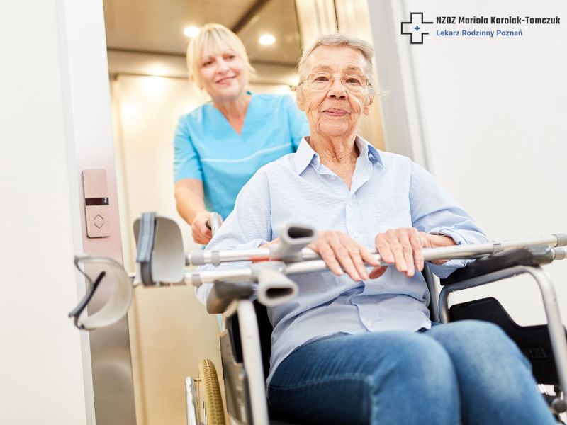 What are the symptoms of a stroke?